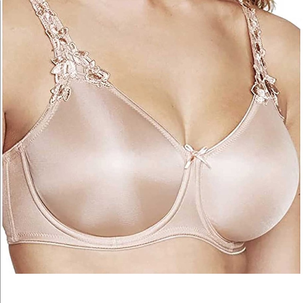 DOMINIQUE SIZE 40DD/E